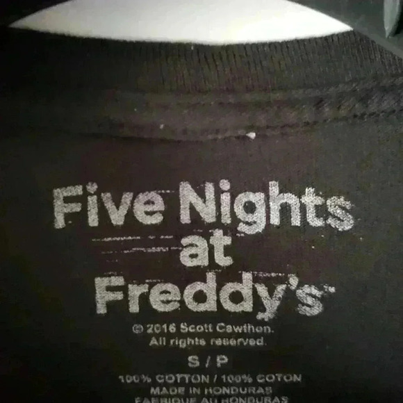 FIVE NIGHTS AT FREDDY'S tshirt size women's small - Picture 2 of 3
